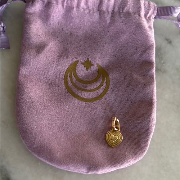 jane win Jewelry - Jane Win small heart charm